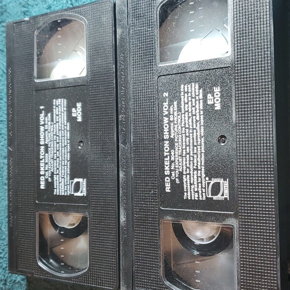 Red Skeleton vhs tape movie - Picture 5 of 5